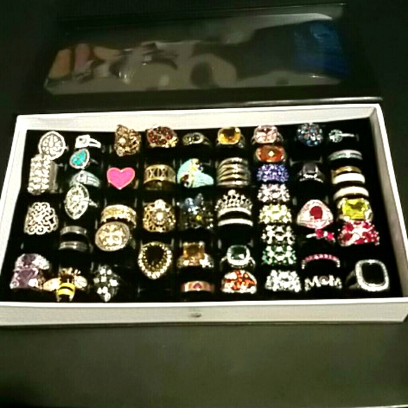 Rings, rings and rings! - Picture 1 of 2